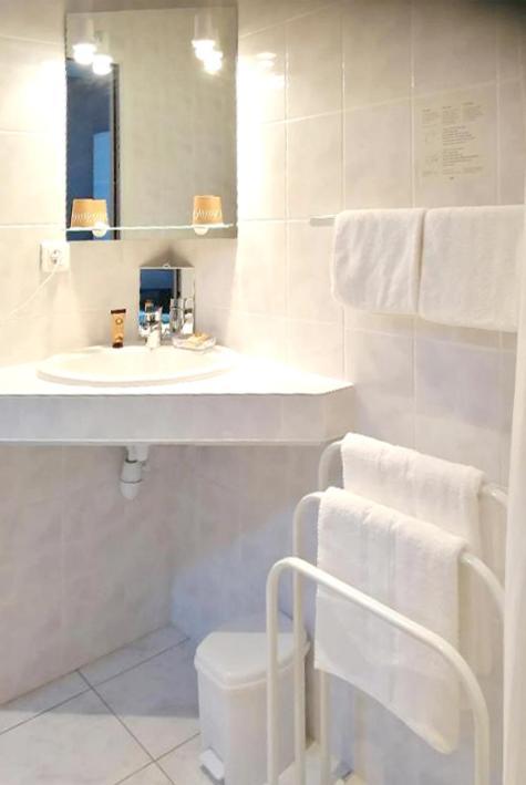 Hotel Du Midi Beaufort-sur-Gervanne Eksteriør billede